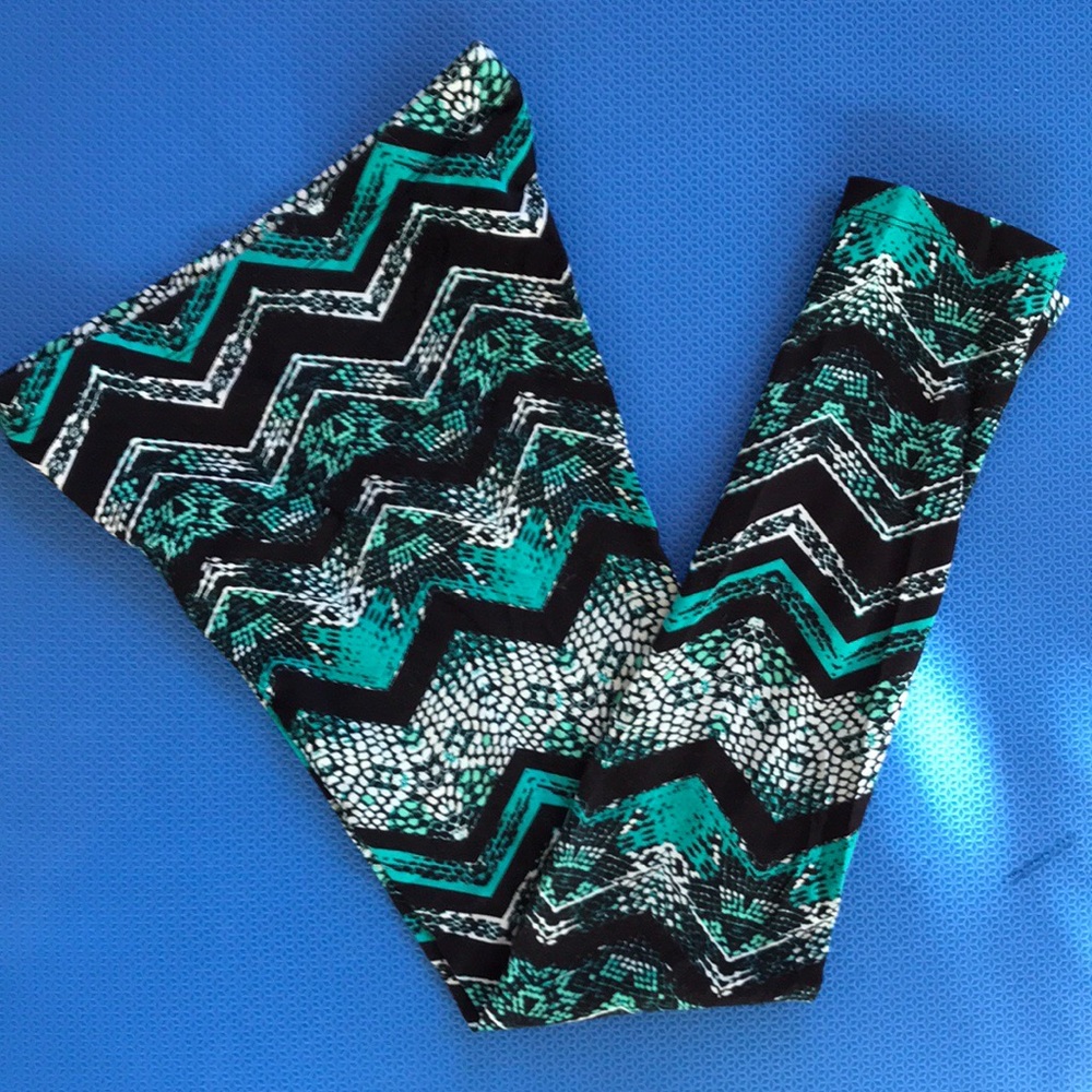 ❗️NWOT❗️SUPER CUTE💕 LEGGINGS!!!!